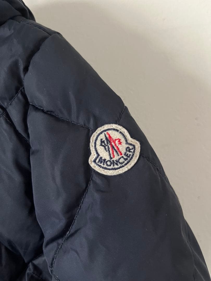 モンクレール　ネイビー キルティングジャケット フード付き