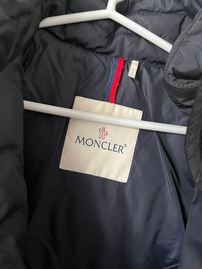 モンクレール　ネイビー キルティングジャケット フード付き