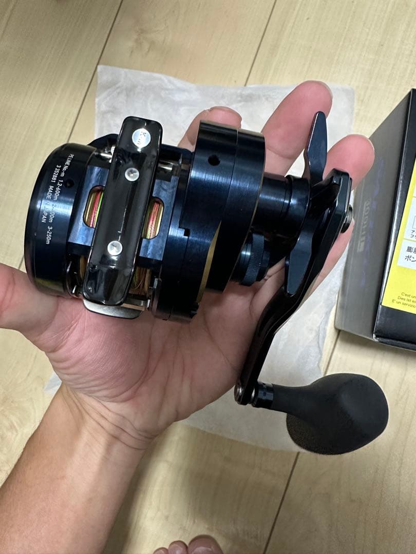 DAIWA ダイワ 25 SALTIGA 300HL 左ハンドル