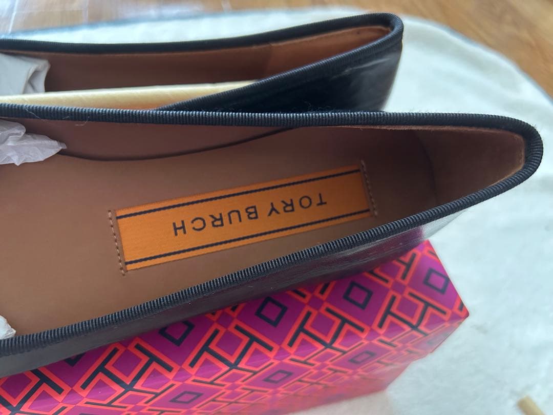 TORY BURCH ブラック フラットシューズ