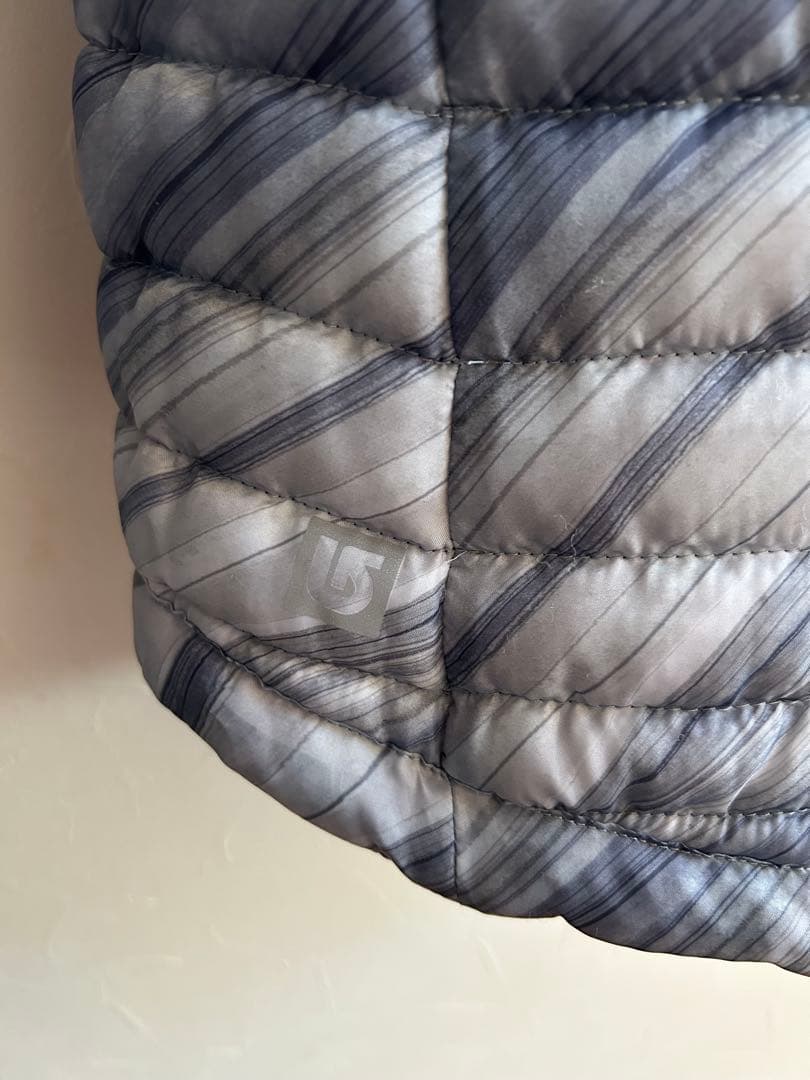 BURTON ダウンベスト