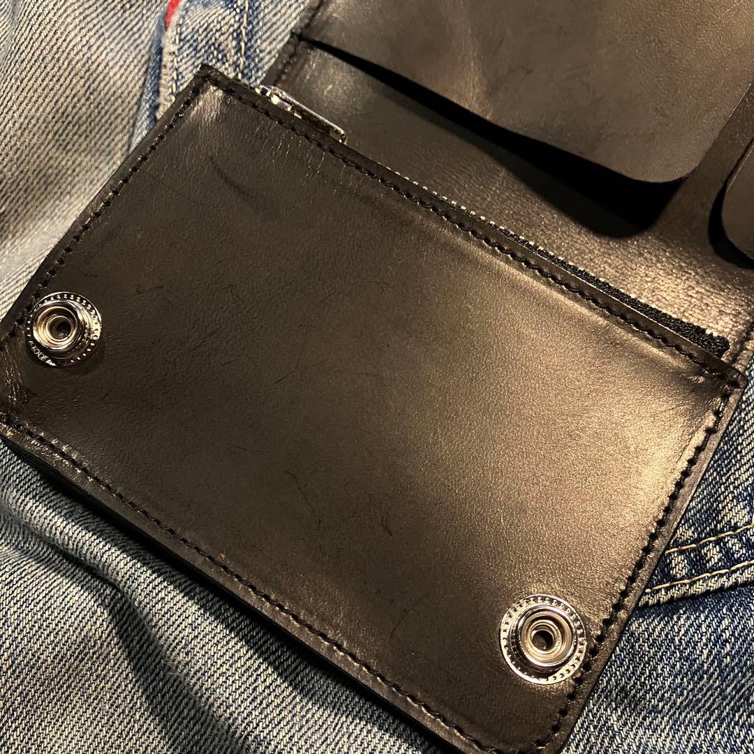 お札が折れない！ミドルトラッカーウォレット 3層 シルバー 栃木レザー