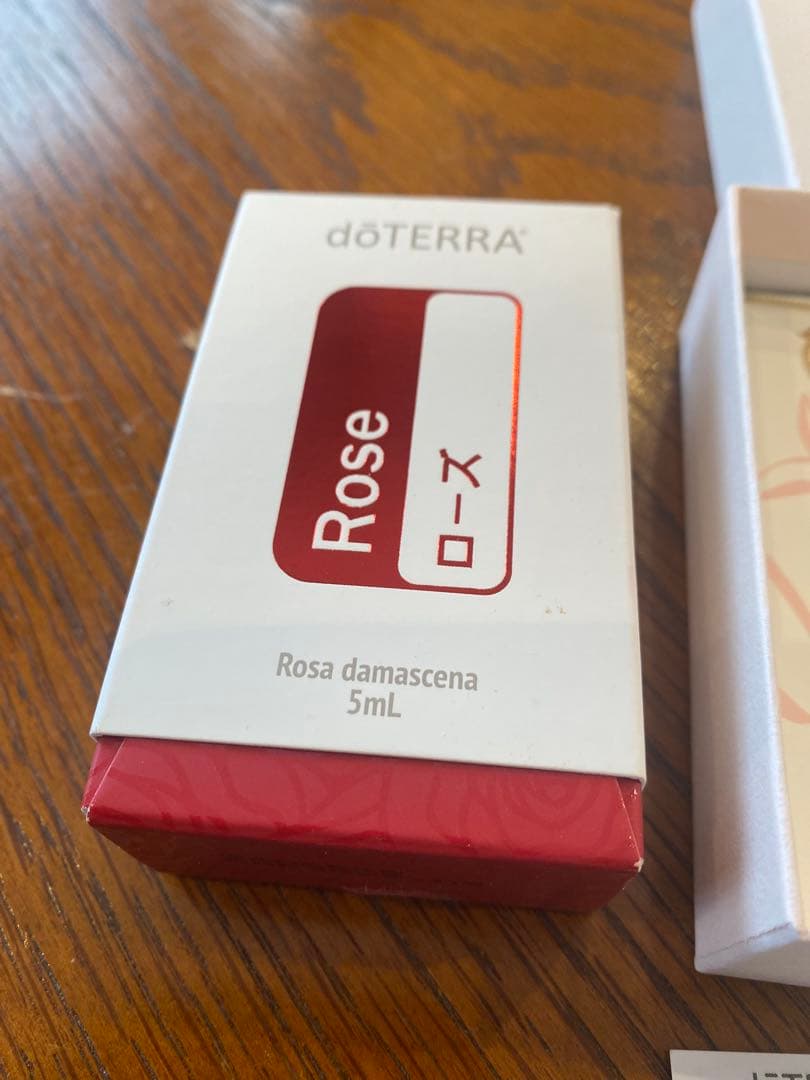 dōTERRA ローズ エッセンシャルオイル 5ml