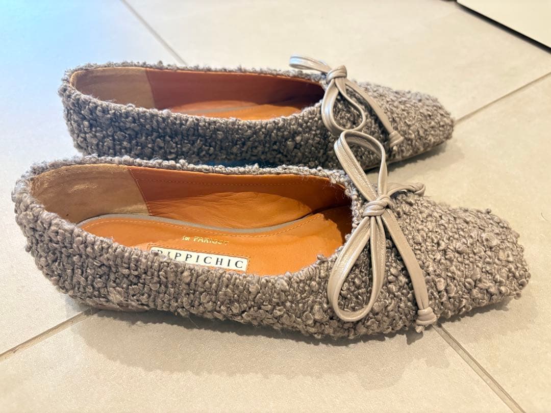 PIPICHIC グレー フラットシューズ