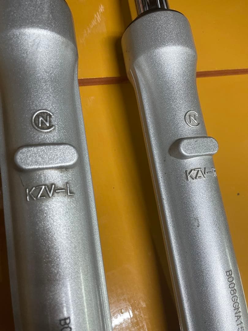 JA10 AA04 スーパーカブ　フロントフォーク　KZV