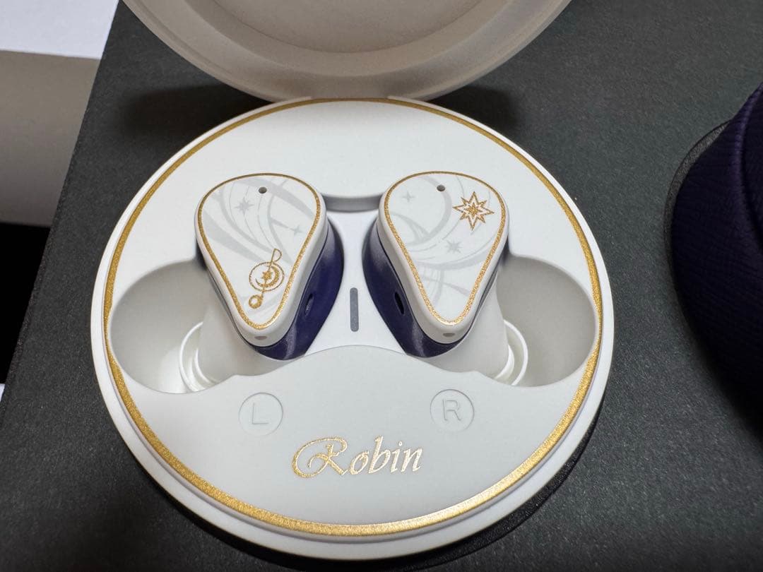 専用出品　コラボイヤホン