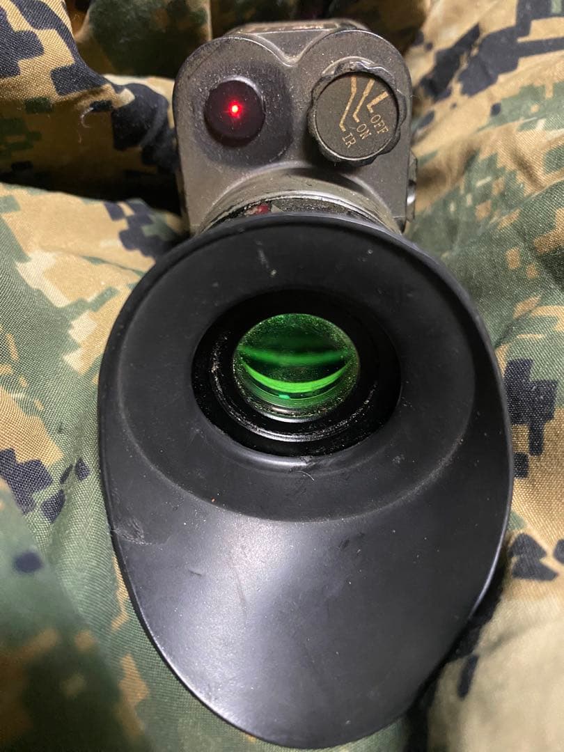 ARMASIGHT SPARK CORE 実物　ナイトビジョン