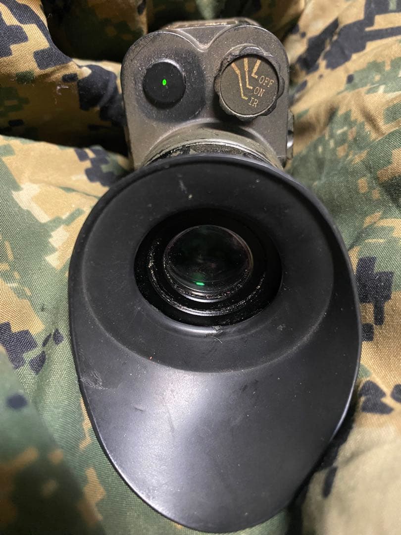 ARMASIGHT SPARK CORE 実物　ナイトビジョン