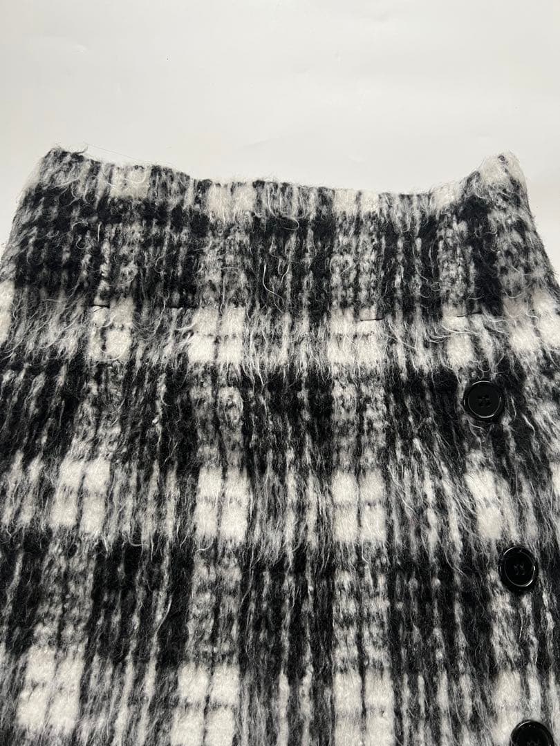 【完売】ディアンテ DIANTE スリットデザイン シャギー ミニスカート S