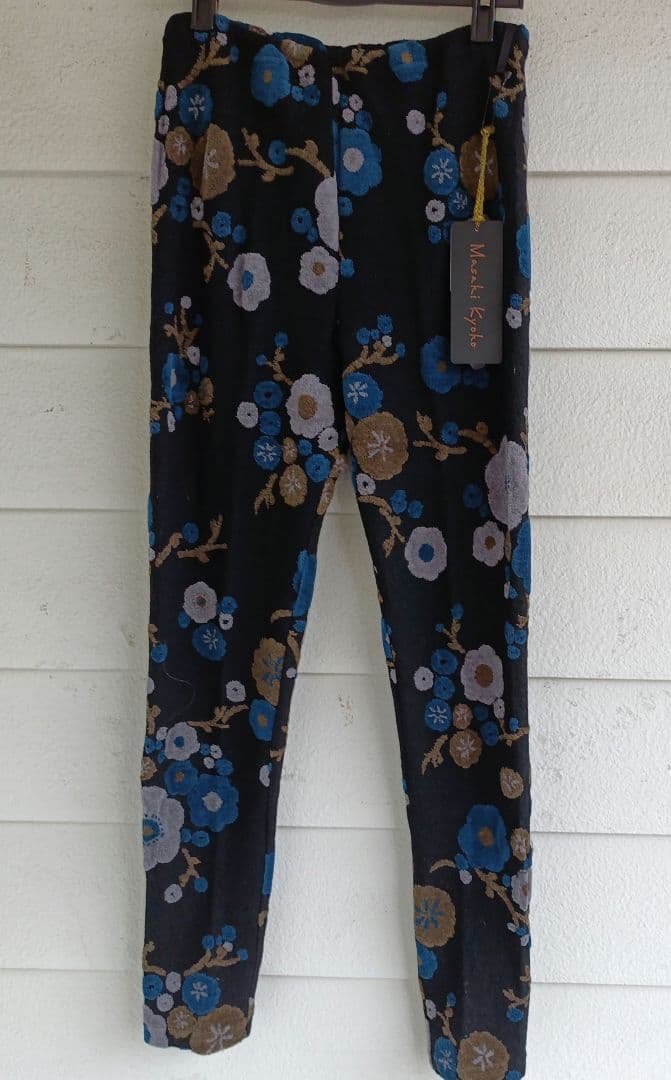 専用です）新品エムアンドキョウコ新品佐藤繊維M.&KYOKOレギンス