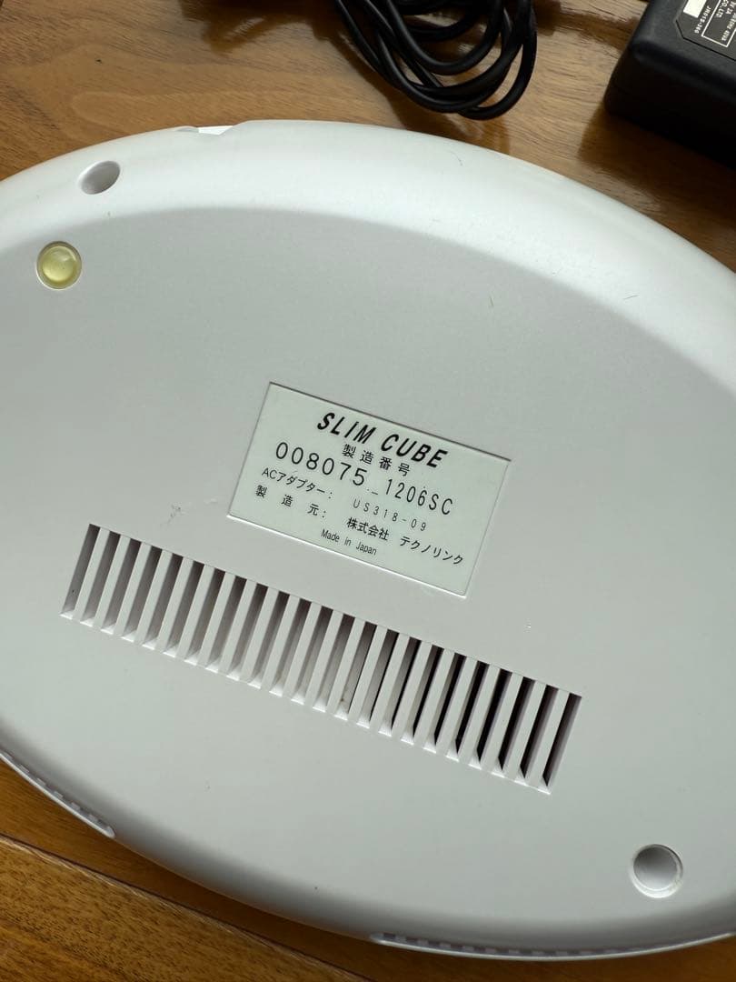 EMS スリムキューブ　テクノリンク