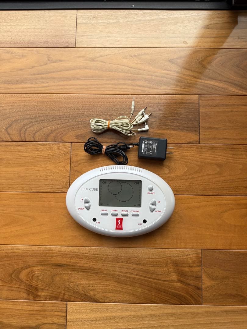 EMS スリムキューブ　テクノリンク