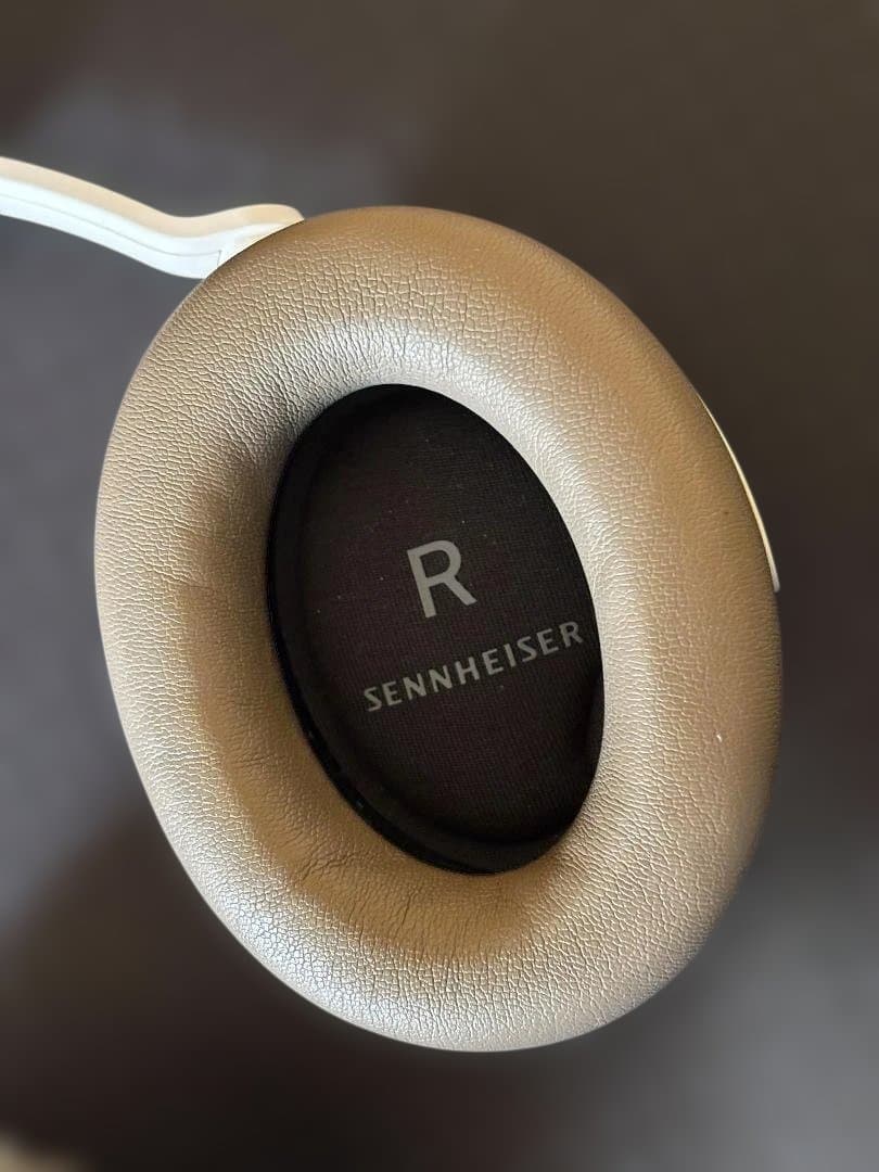 【付属品完備】Sennheiser ACCENTUM Plus Wireless