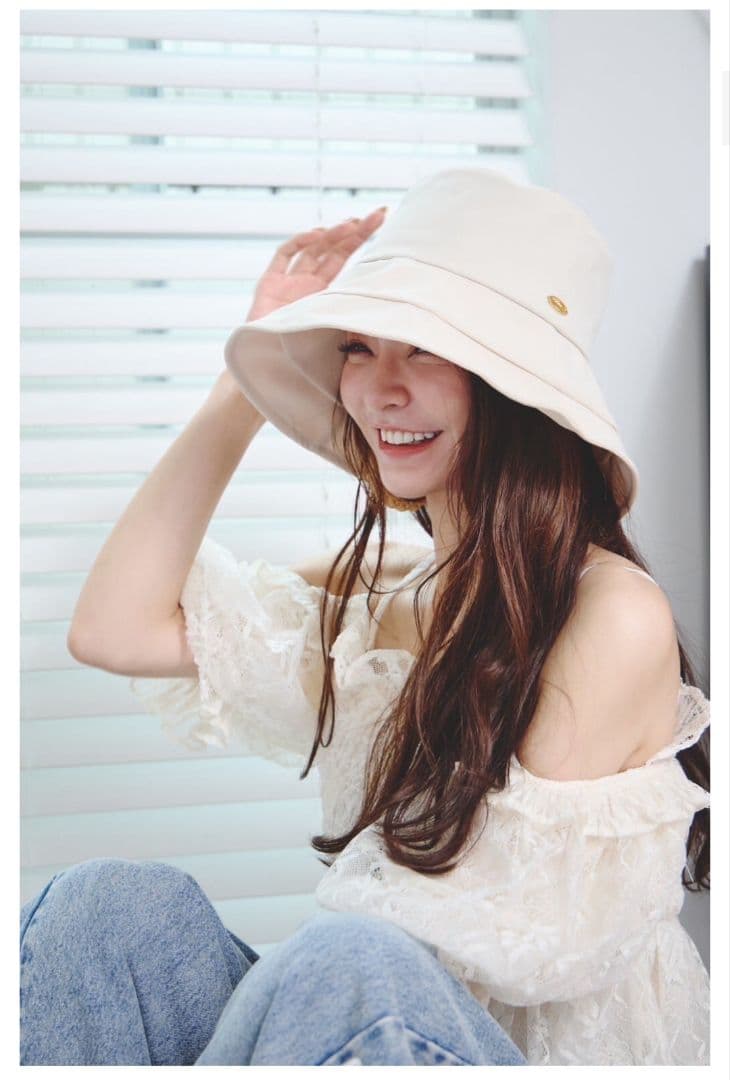 限定ステッカー付 成瀬愛里さん 半永久UVカットハット クリーム