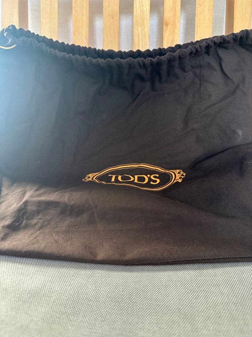 Tod’s ワンショルダー　革オフホワイト　バッグ