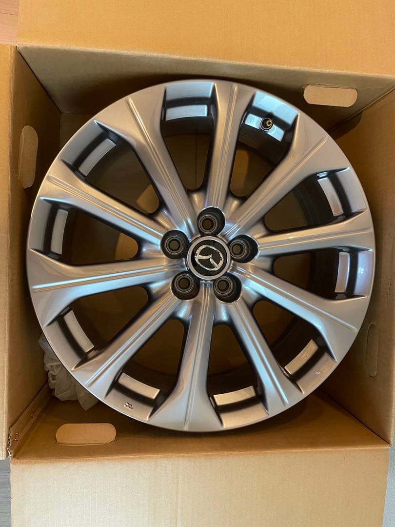 cx-80 新車取外し　純正20インチホイール　②