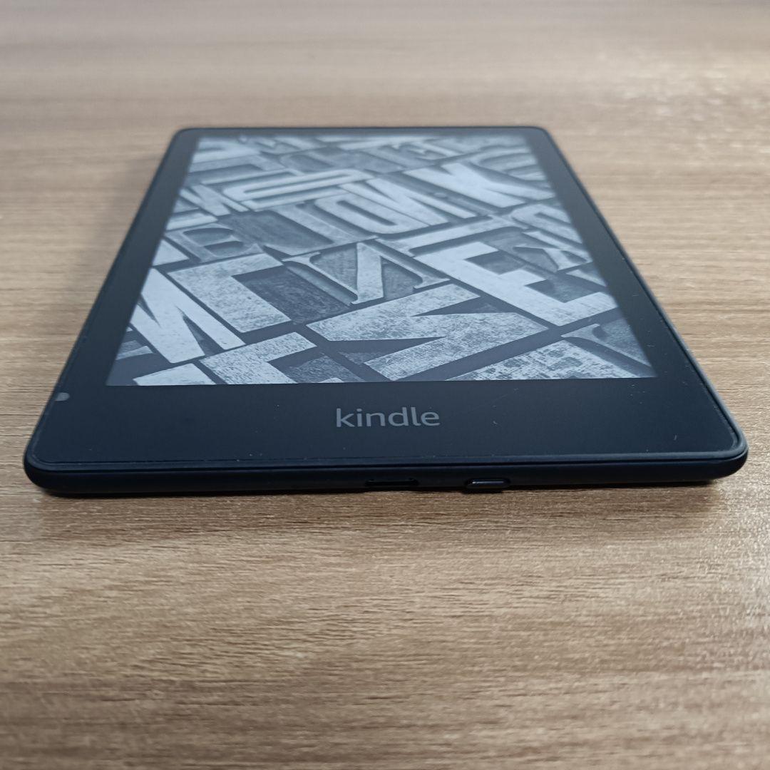 KIndle Paperwhite 第11世代 32GB 広告無し ケース付き