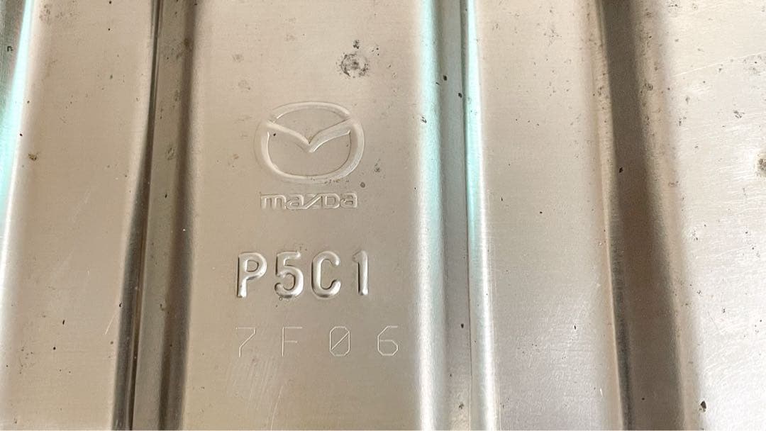 【やこちゃん 】Mazda ND ロードスター P5C1 マフラー 本体