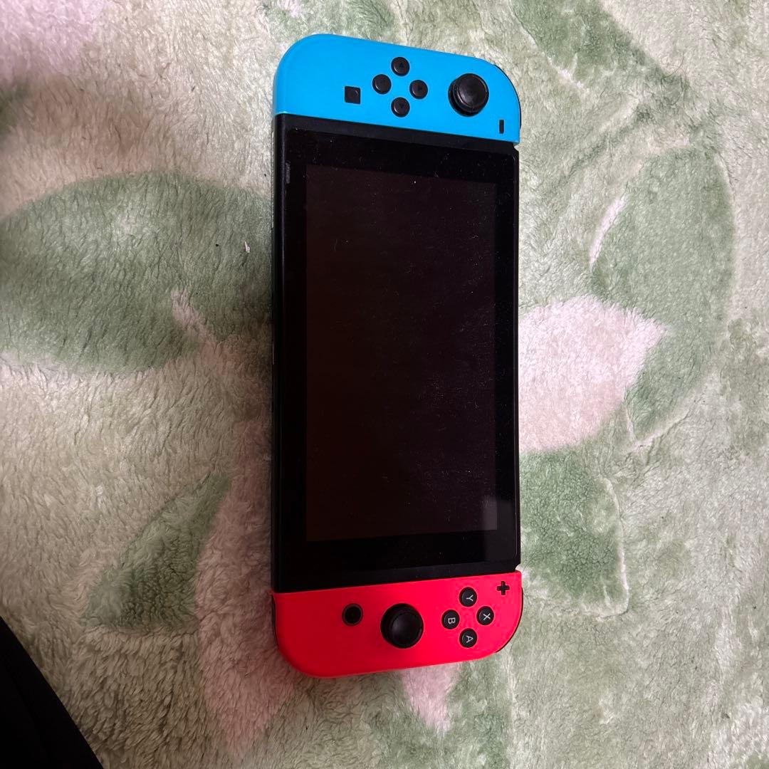 Nintendo Switch 本体 青と赤