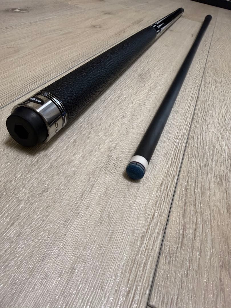 キューテック CUETEC 各種キュー, ケースなど一式（シナジーシャフト装備）