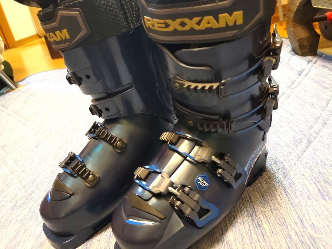 Whos honey レグザム REXXAM REVO PLUS110