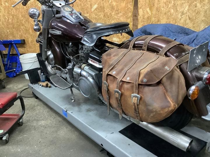 【当時物】　本革サドルバッグ　ナックル　パンヘッド　ショベル