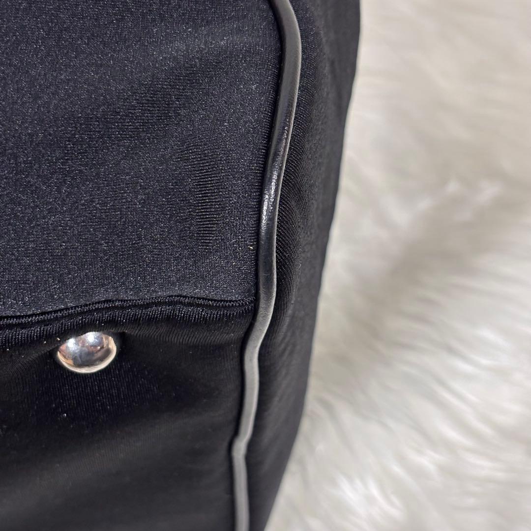 バレンシアガ ボストンバッグ 大容量 ジップ シルバー金具 フラップ 黒