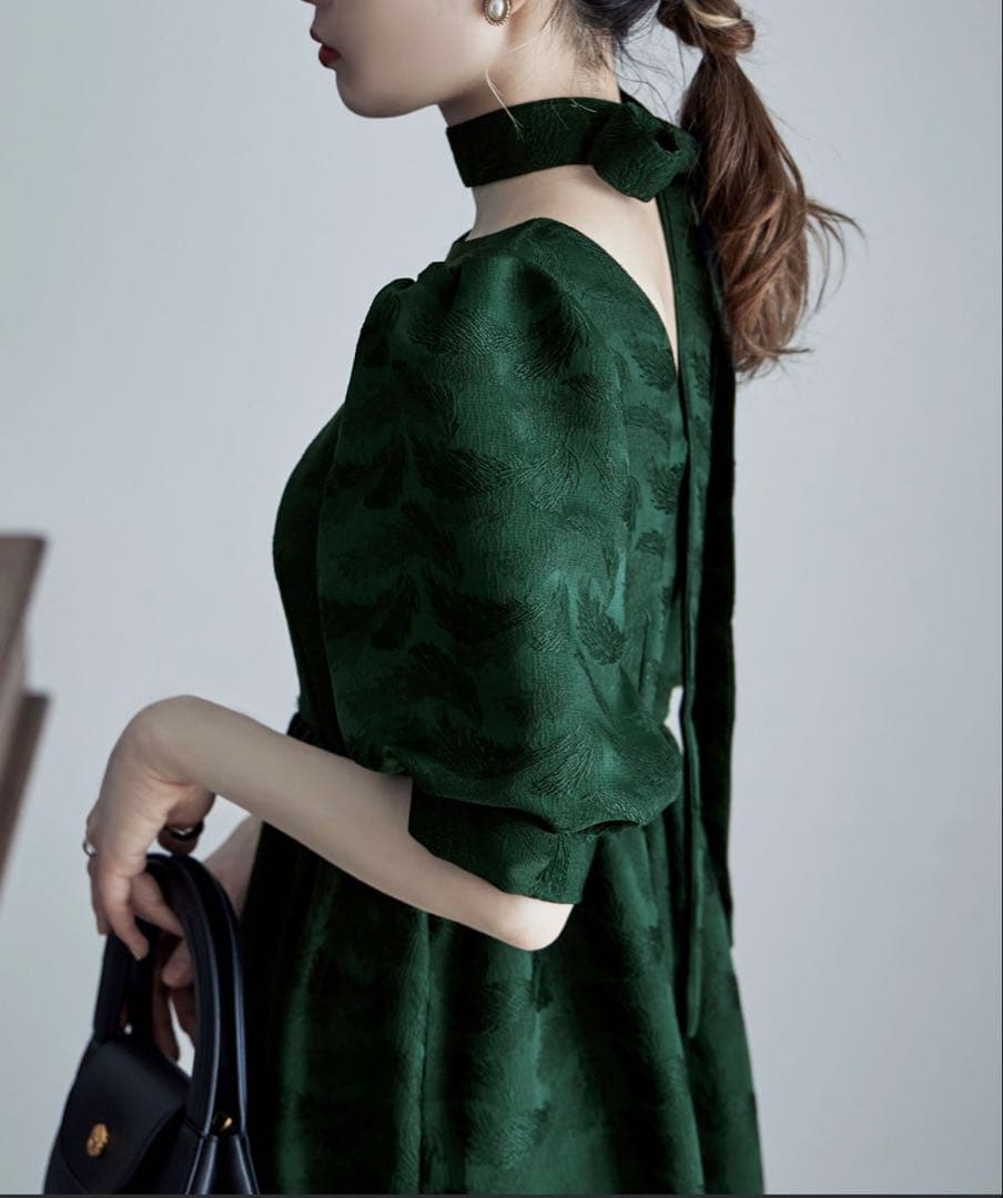 etoll. ジャガードパフスリーブドレス/オケージョンドレス