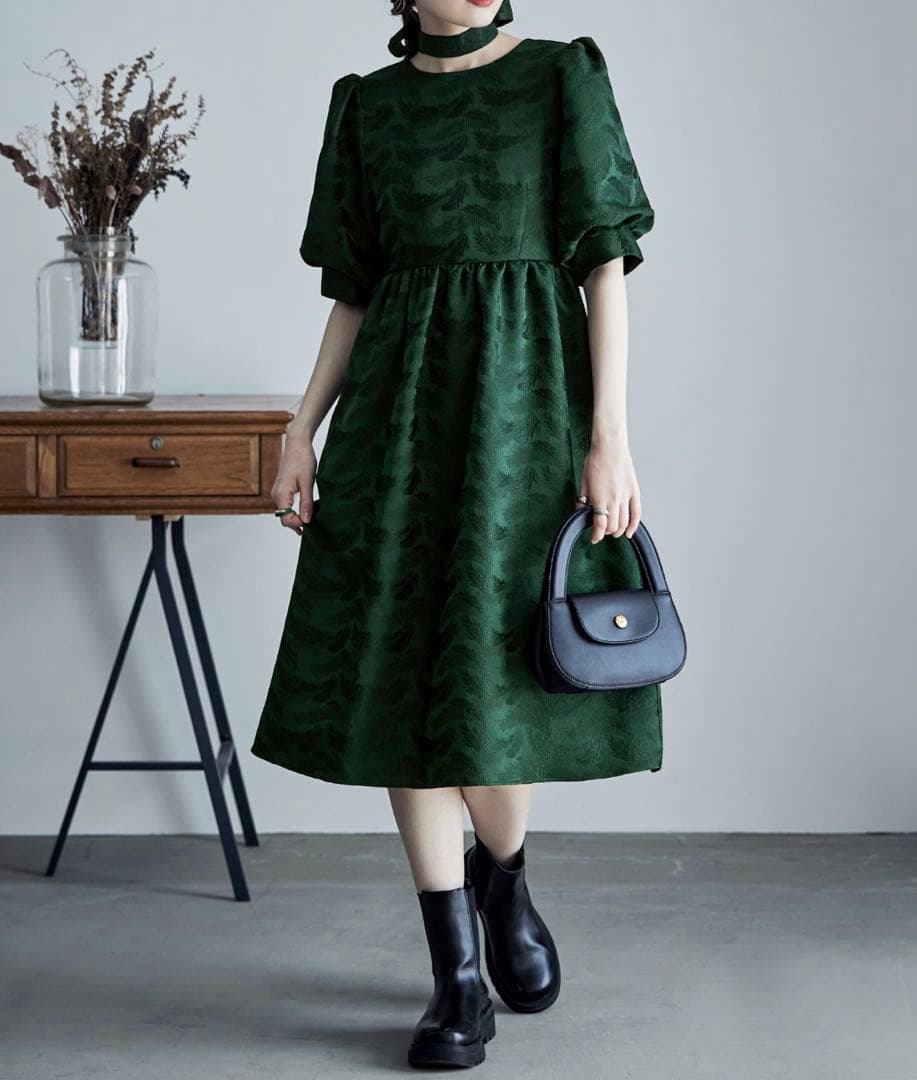 etoll. ジャガードパフスリーブドレス/オケージョンドレス