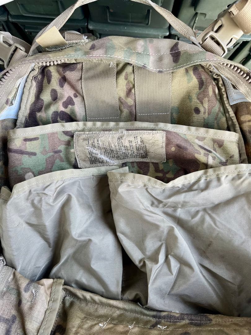 米軍放出品 MOLLE2 ラックサック ミディアム フィールドパック マルチカム