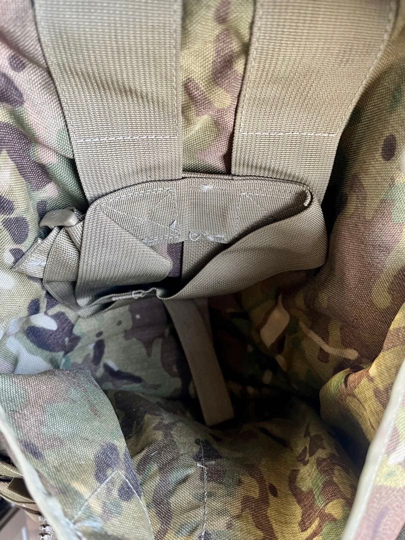 米軍放出品 MOLLE2 ラックサック ミディアム フィールドパック マルチカム