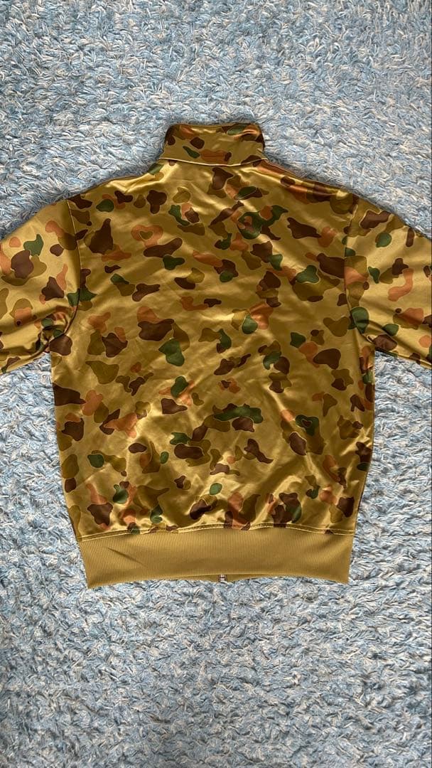 adidas 迷彩 ファイヤーバード