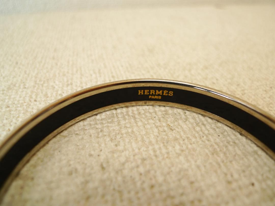 HERMES ネイビーシルバー馬模様 バングル