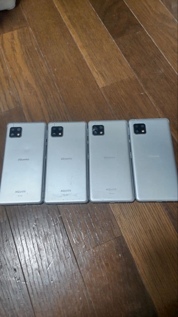 【ジャンク品】docomoAQUOS　SH-41A スマートフォン本体4個セット