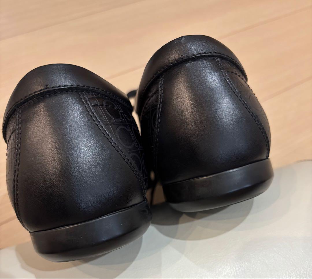 FERRAGAMO ブラックカジュアルシューズ