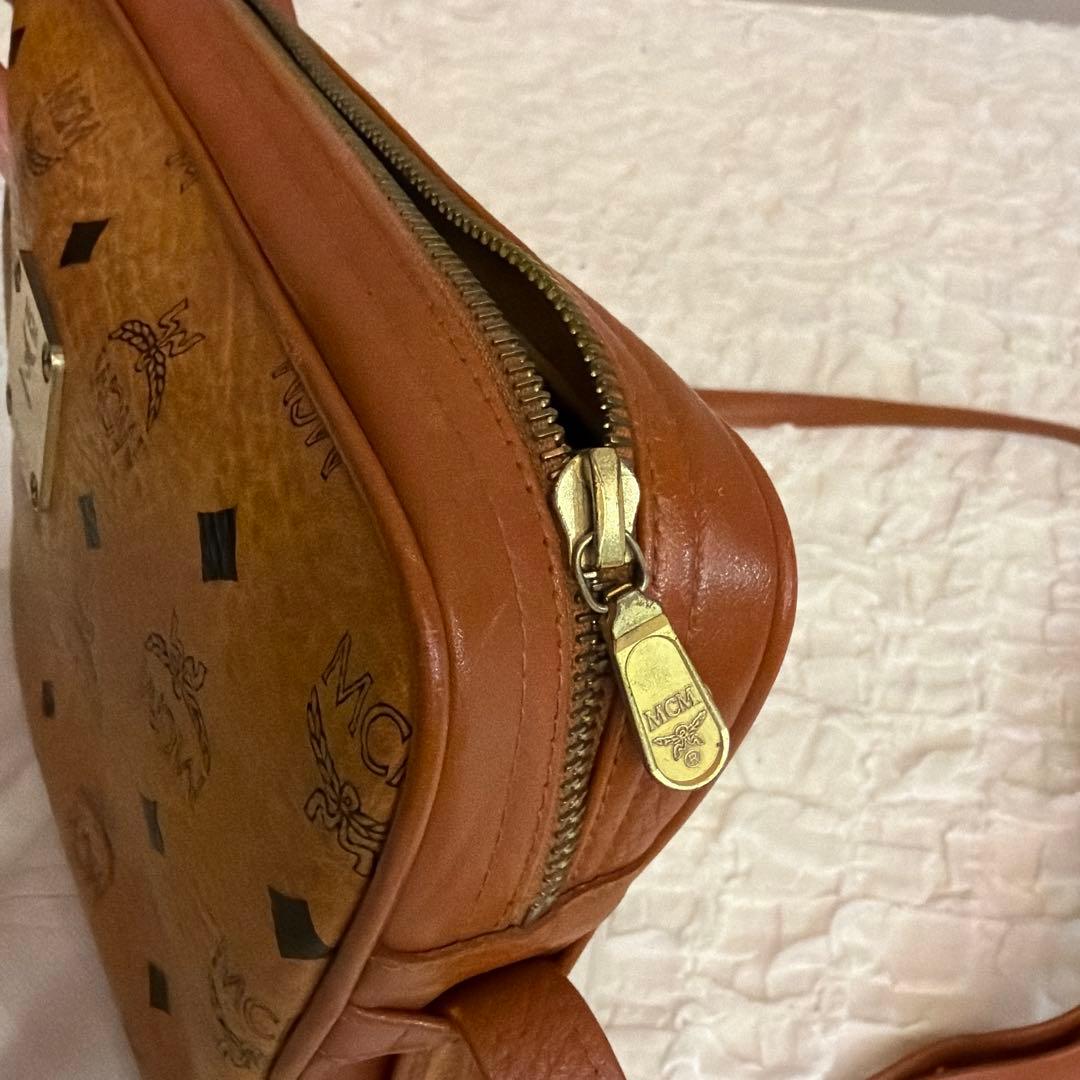 MCM ロゴプリント ショルダーバッグ