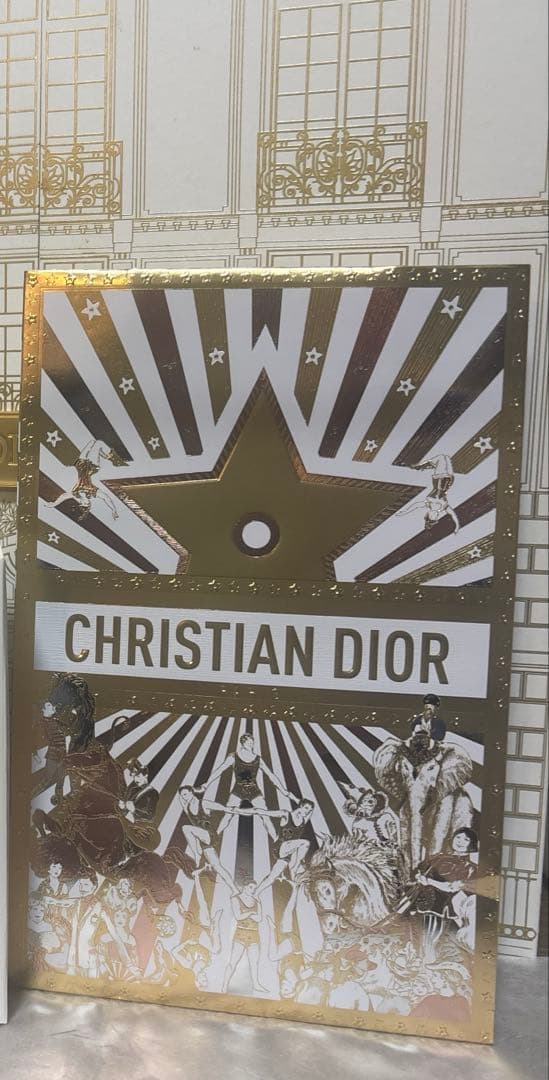 ディオール ディオールショウサンククルール 636 ホリデー 限定ショッパー付き