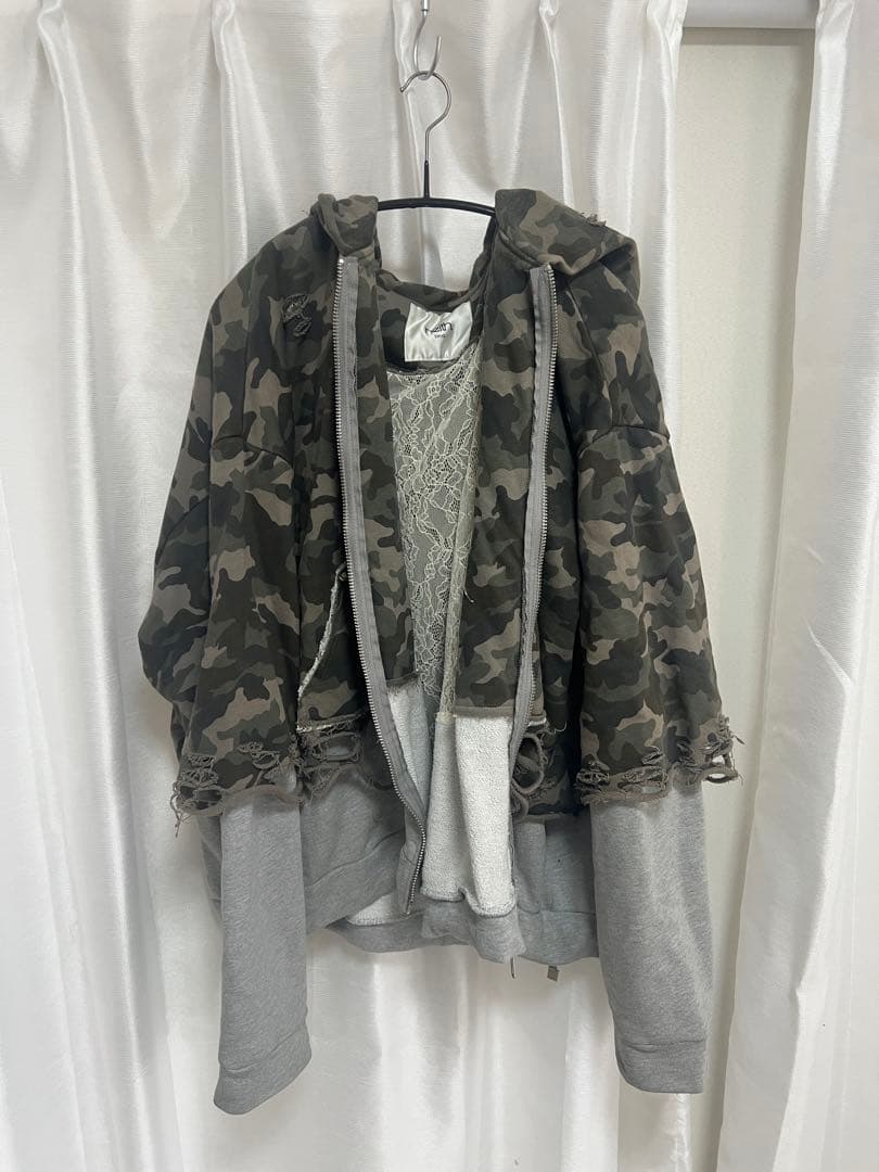 【neith.】Layered Crush Hoodie(CamoxGray)