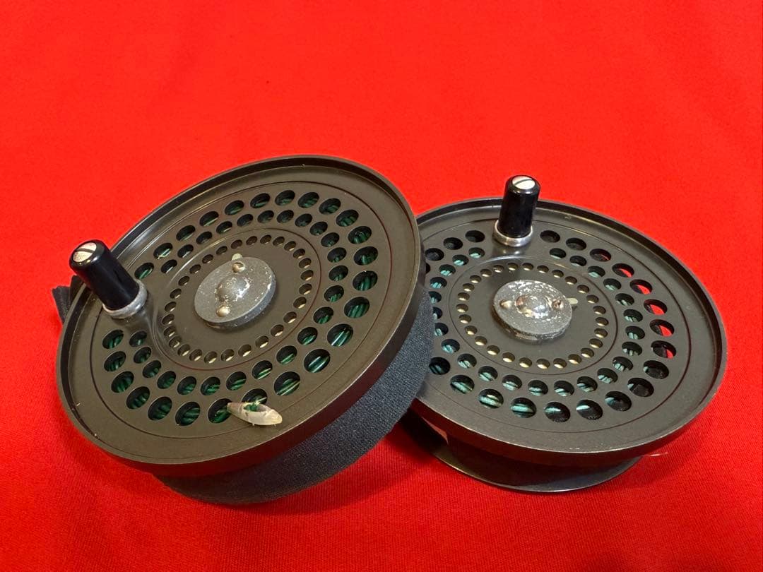 ORVIS ★☆ オービス フライリール 2個 革ケース付き 正常作動未確認