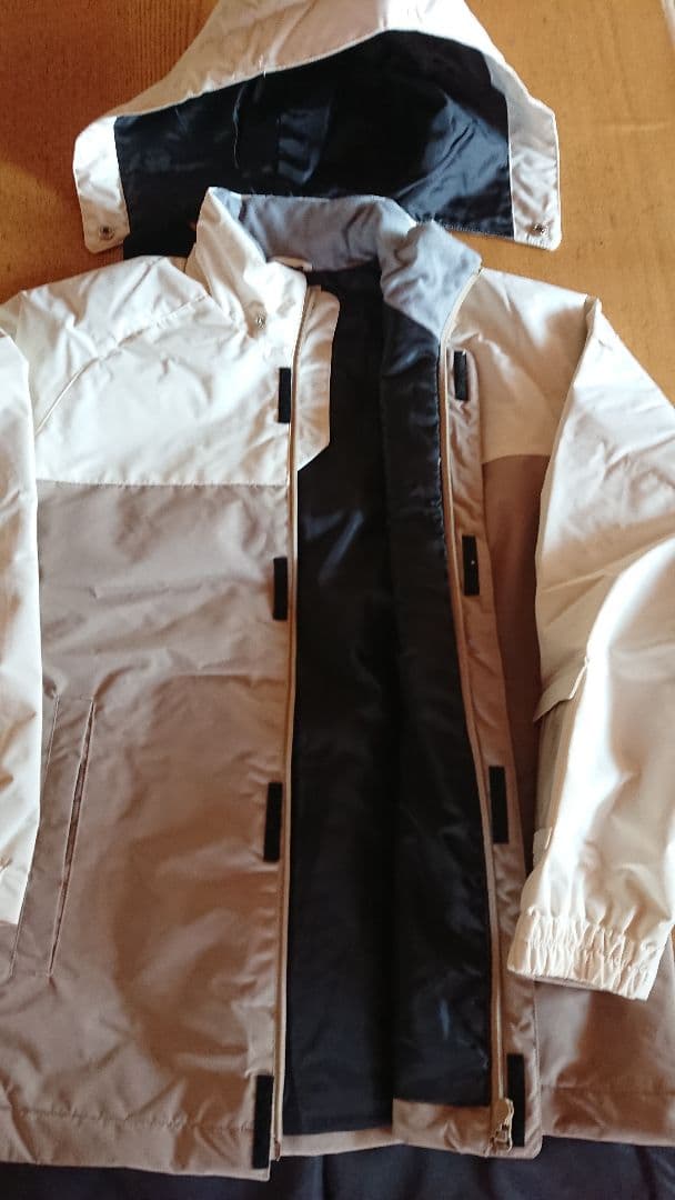 FILA　ジュニア用スキーウェア　超美品