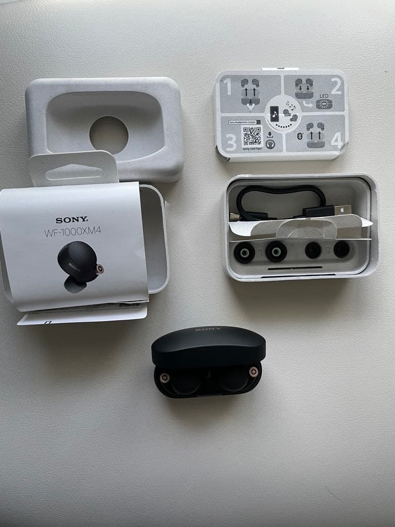 SONY　WF-1000XM4　ワイヤレス　ノイズキャンセリング　イヤホン