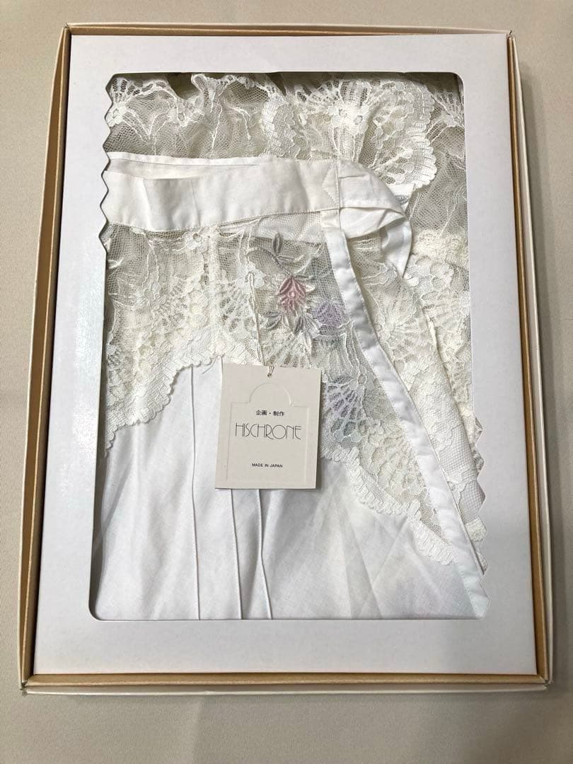 新品未使用さえら ヒスクローネ　レース エプロン ヴィンテージ