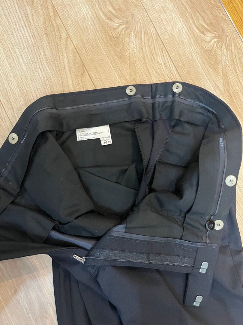 最終値下げ！美品！GUCCI スーツ　メンズ