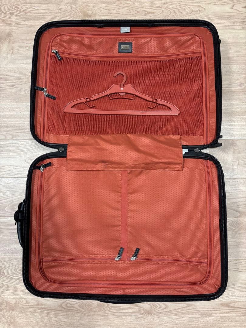 DELSEYデルセー　スーツケース　69L