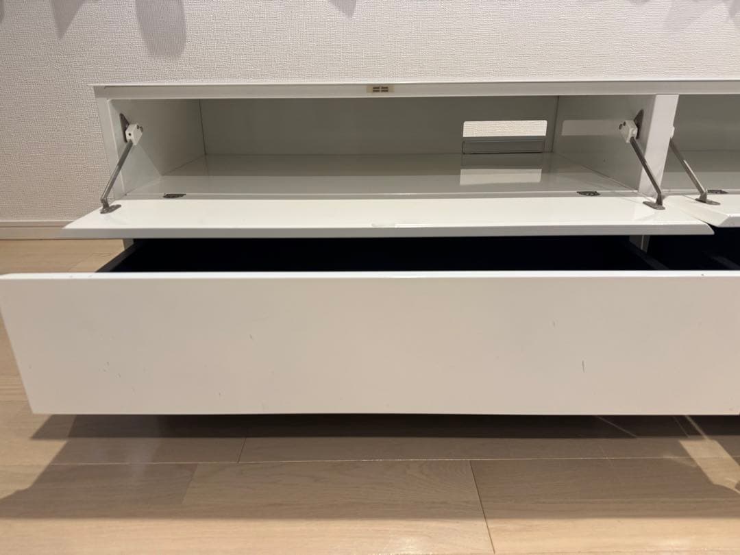 カッシーナixc ロータス　テレビボード　テレビ台　シアターボード