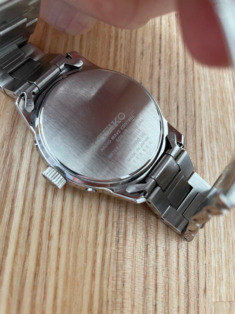 SEIKO ステンレススチール 時計 ブラックダイヤル