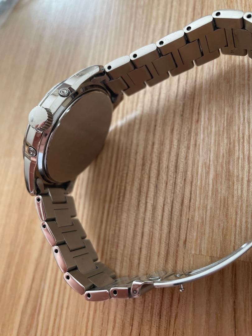 SEIKO ステンレススチール 時計 ブラックダイヤル