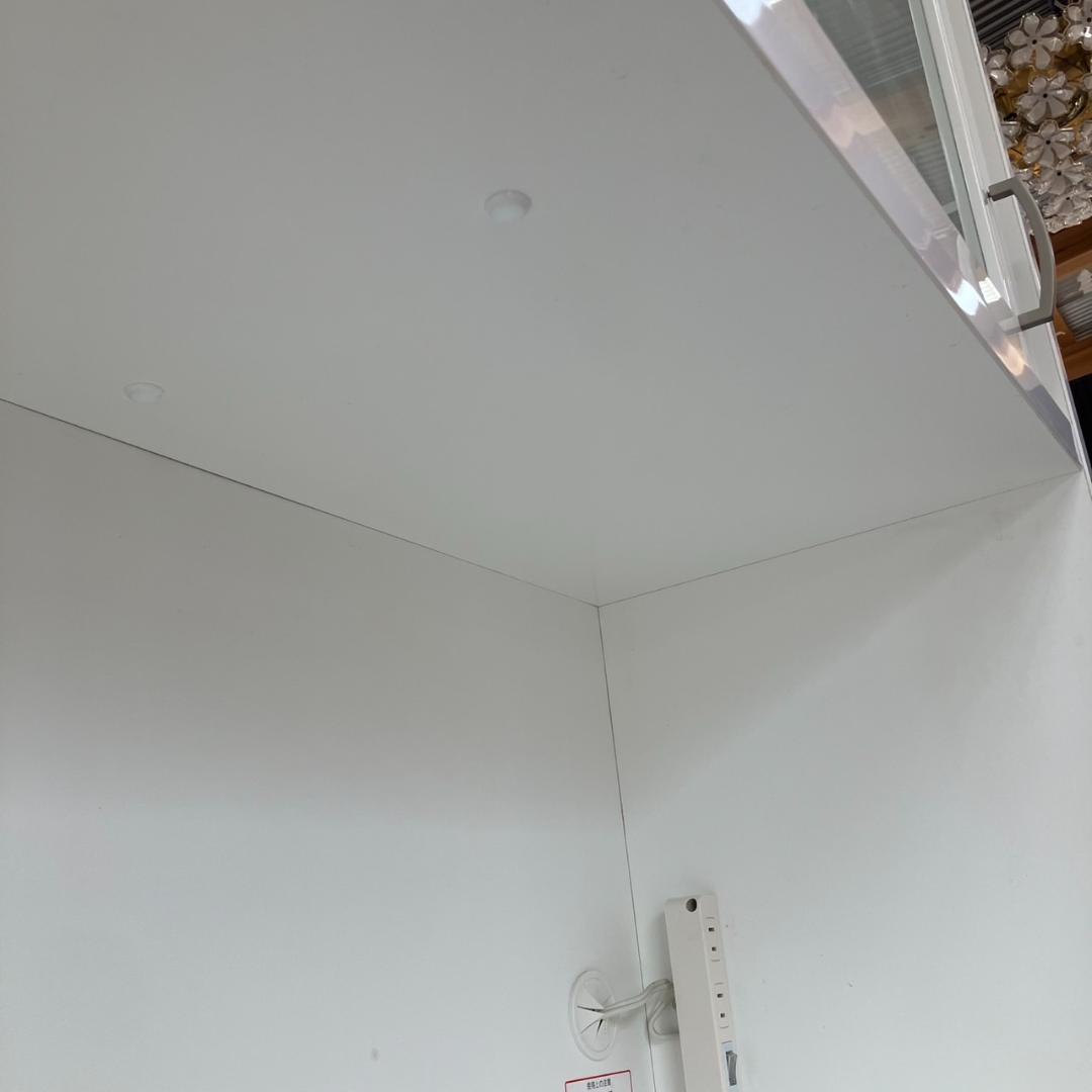 【福岡市　市内近郊限定】ニトリ 食器棚 ホワイト ガラス扉 配送設置無料♬