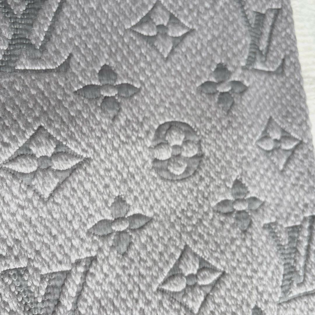❤️美品！お洒落なルイヴィトン　マフラー　グレー系