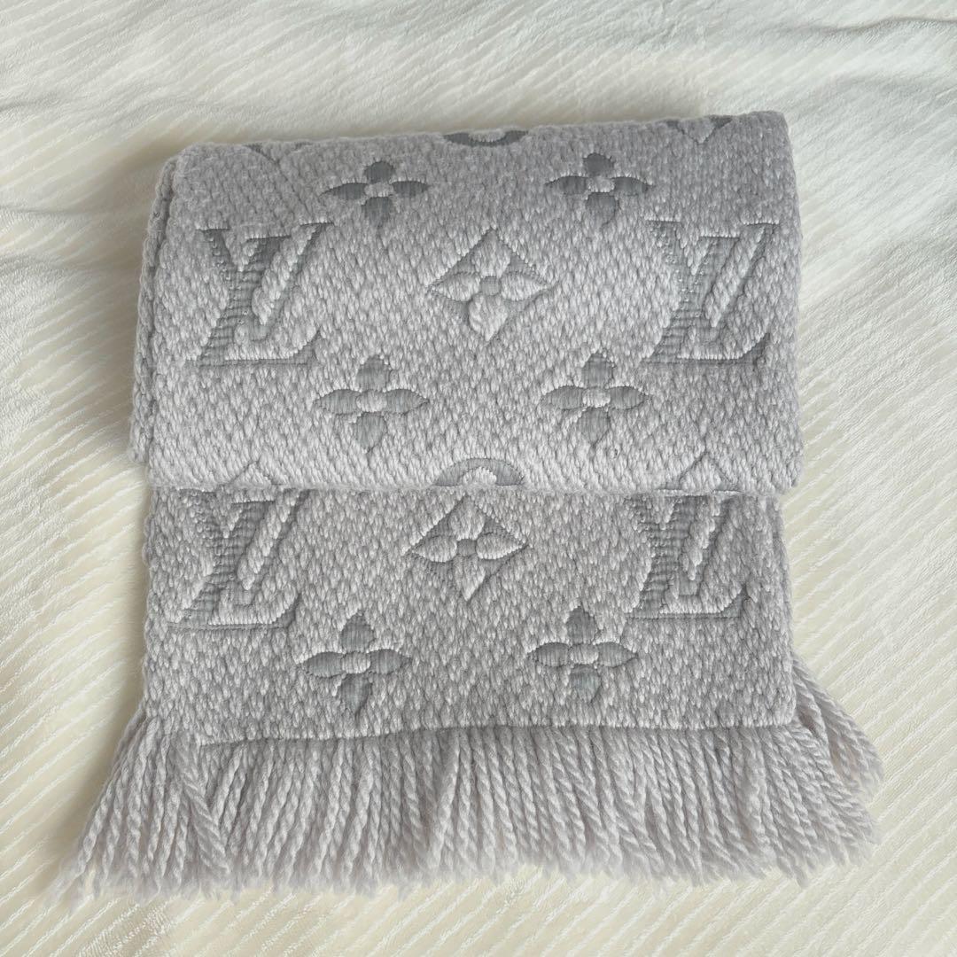 ❤️美品！お洒落なルイヴィトン　マフラー　グレー系